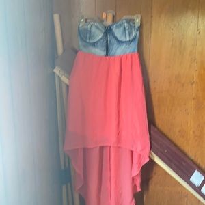 Strapless dress